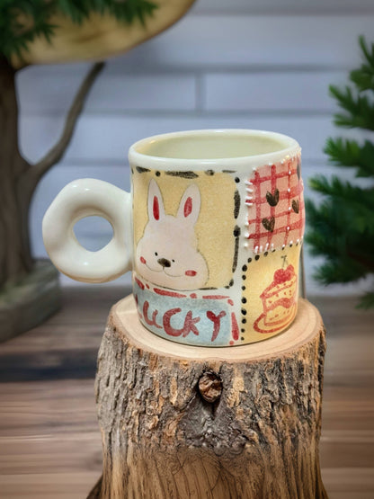 Cherry Cake Bunny – แก้วเซรามิกลายปะ