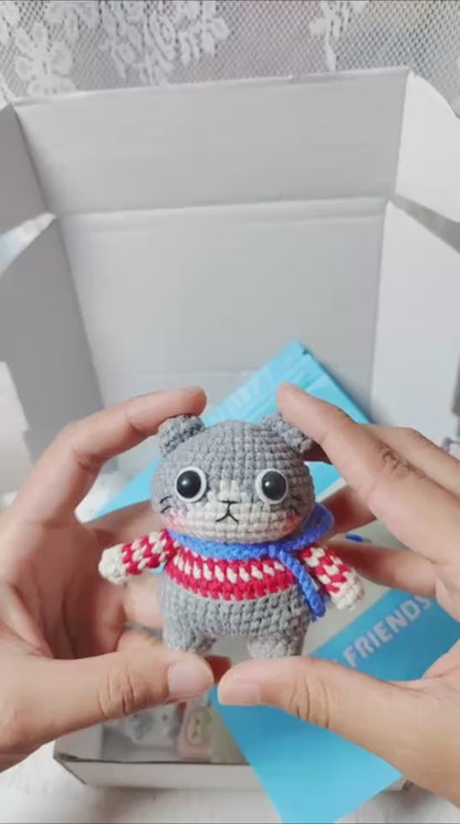 Crocheted "Dai Dai Cat"  Doll